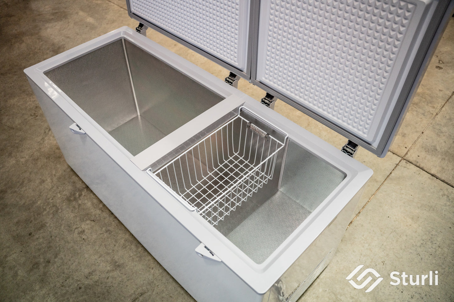 550L Chest Freezer