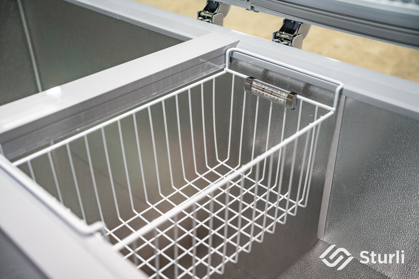 550L Chest Freezer