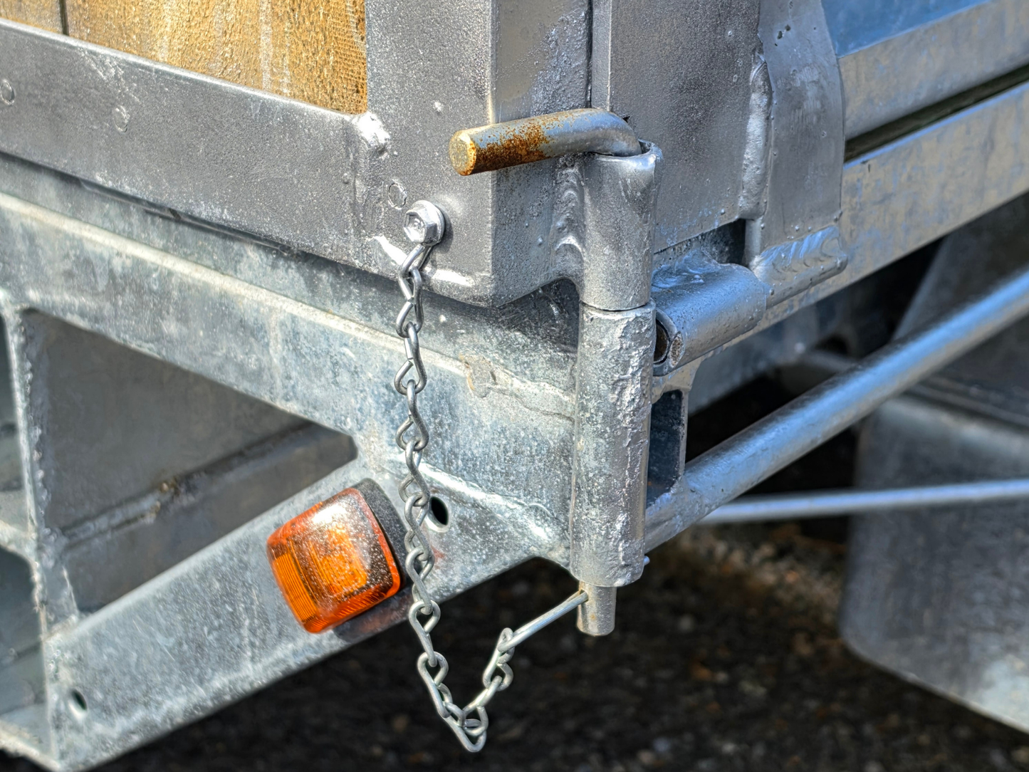 2.7T Highside Trailer