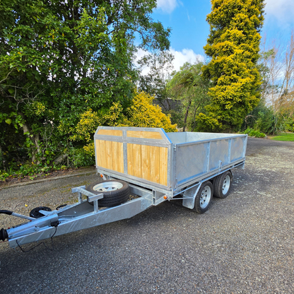 2.7T Highside Trailer