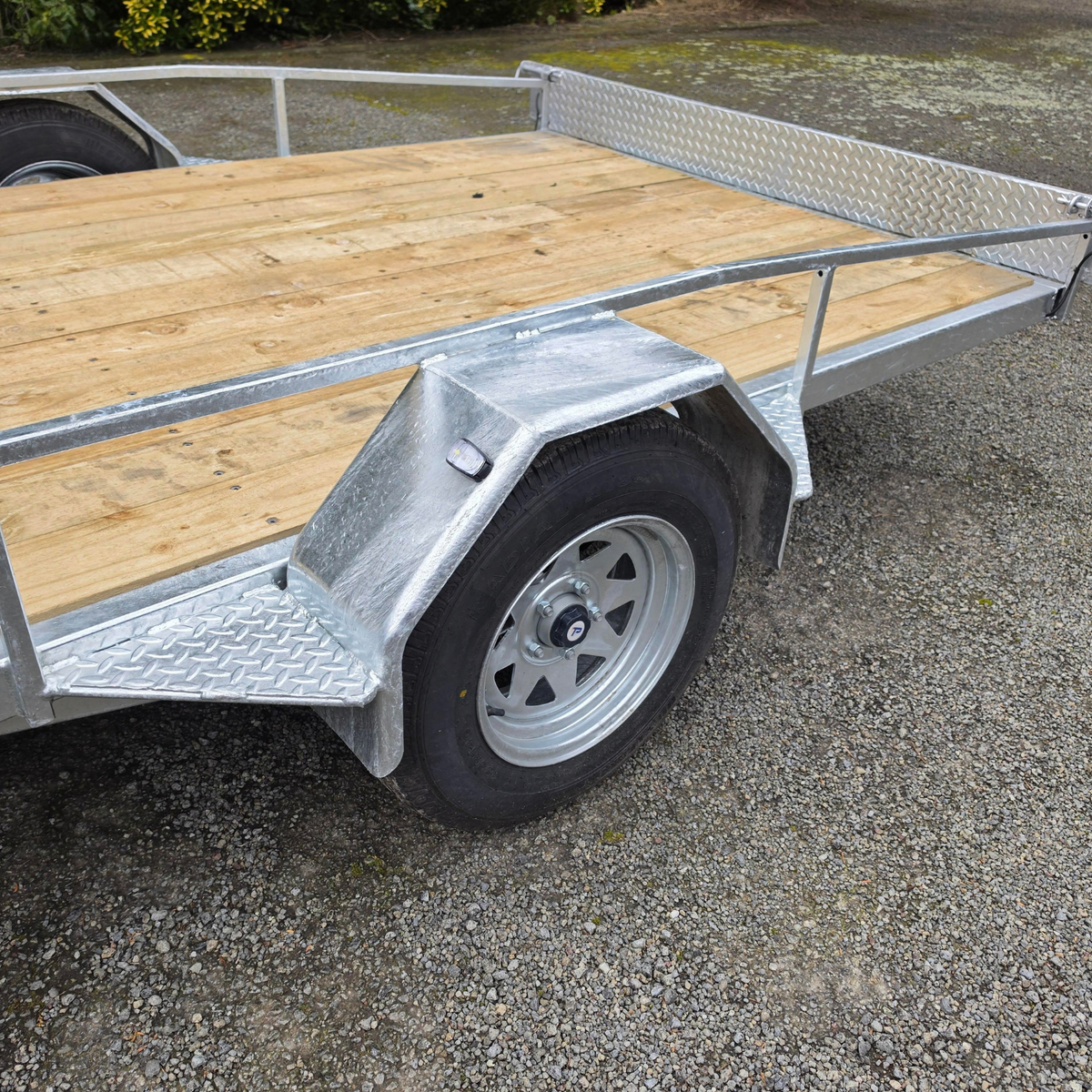 BRAND NEW 2.0T Tip Trailer